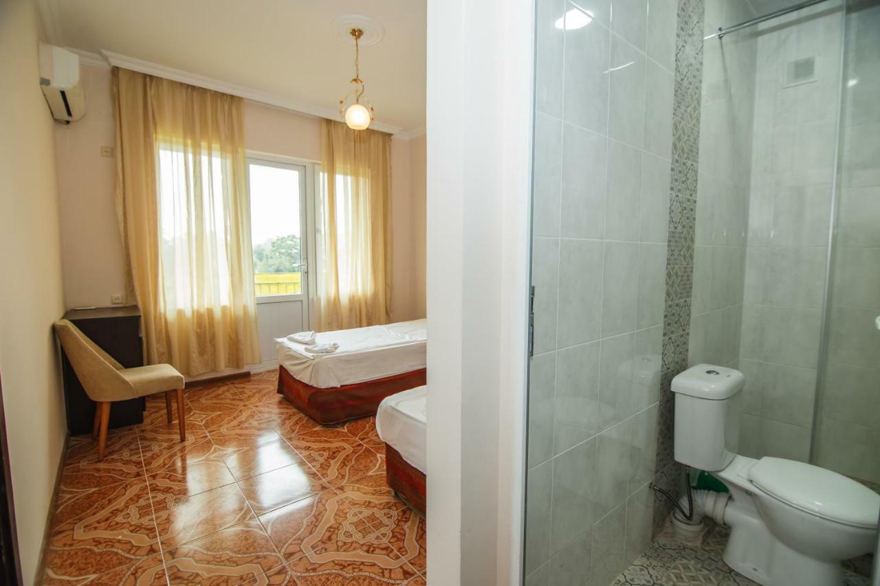 Guest House Nia Gonio Exterior foto
