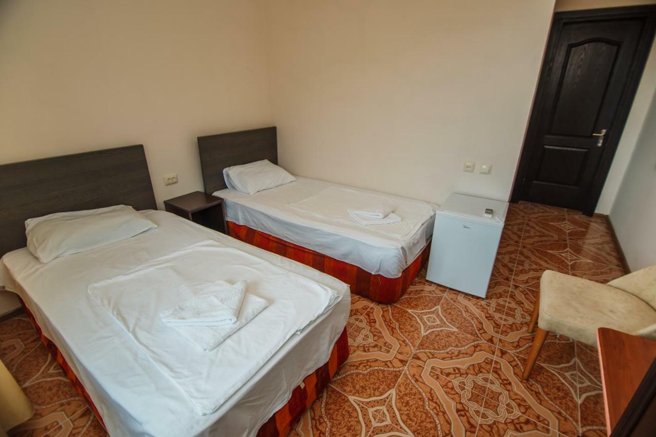 Guest House Nia Gonio Exterior foto